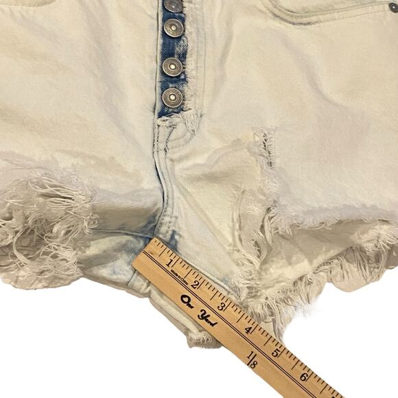 7 For All Mankind Shorts Womens Sz 28 Acid Washed Cut off Destroyed Daisy Dukes - Picture 9 of 11